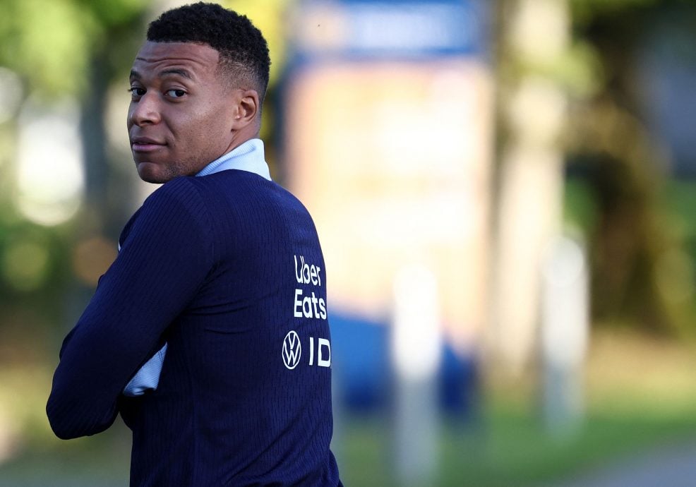 蓝月枪手激,战成平,足球盛宴以,中彩网,彩票预测,彩票平台,在线投注,高频彩票