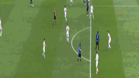 李-迪克逊分析：帕尔默回追失误，专家质合前区十码推荐